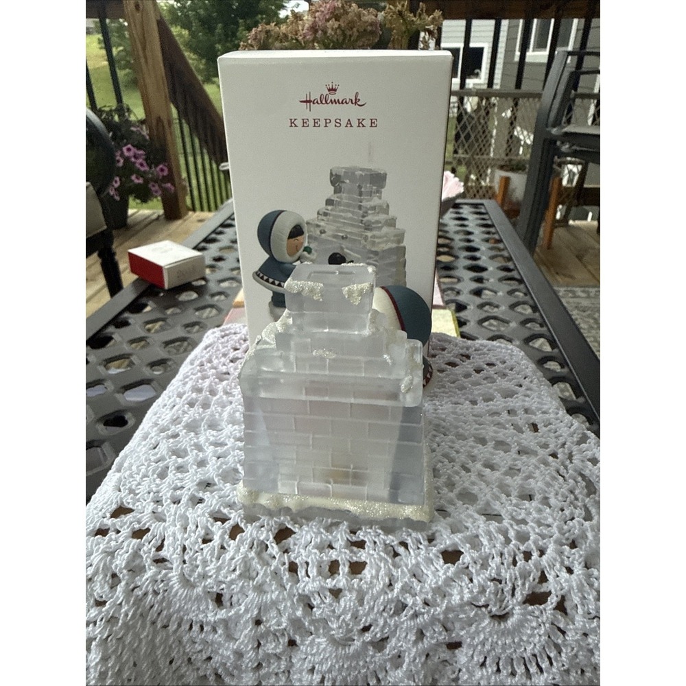 Hallmark Keepsake 2018 Frosty Friends Ornament 39th In The Series - Picture 6 of 10